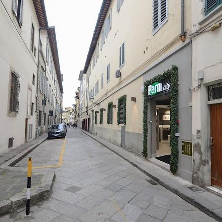 شقة Keys Of Italy - Sgiuseppe 18 - Monolocale Intimo E Conveniente A Santa Croce فلورنس المظهر الخارجي الصورة